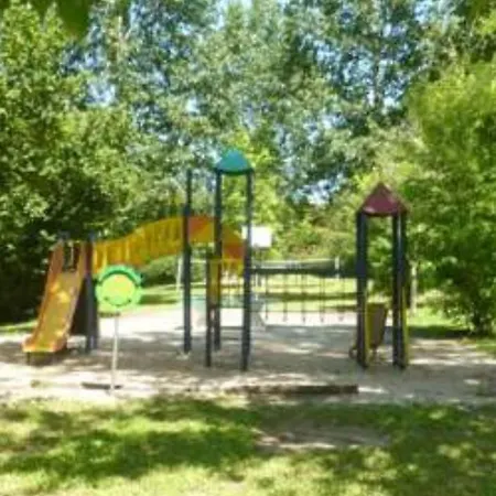 Confortable, Animaux Ok - 8 Pers. - Api-1-52-2910 * Badefols-sur-Dordogne